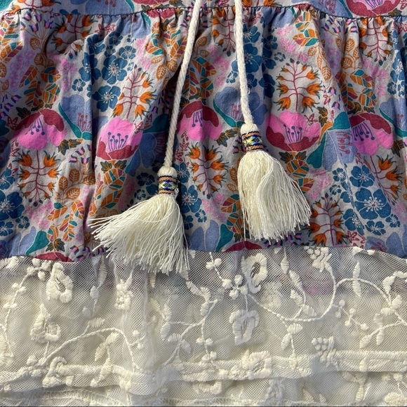 Matilda Jane Blue Pink Floral Lace Trim Tassel Neckline Top Size XL - Picture 7 of 7